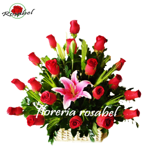 Canasta Mimbre con 18 Rosas - Bella